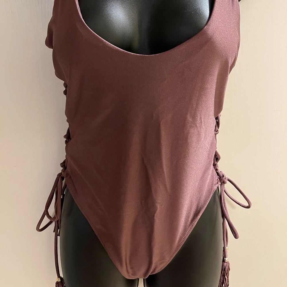 Yshey One piece swimsuit